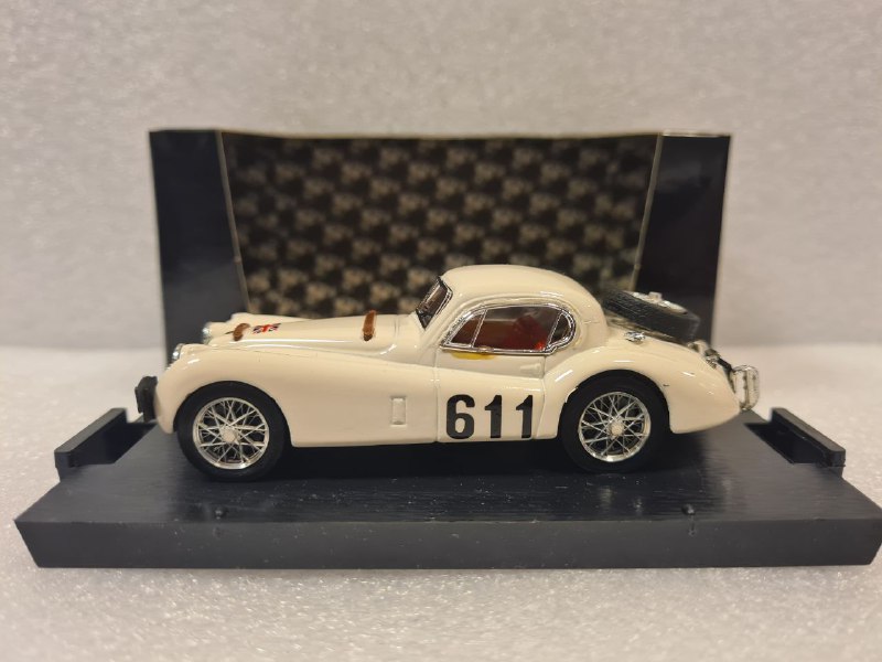 JAGUAR XK120 COUPE' 1/43