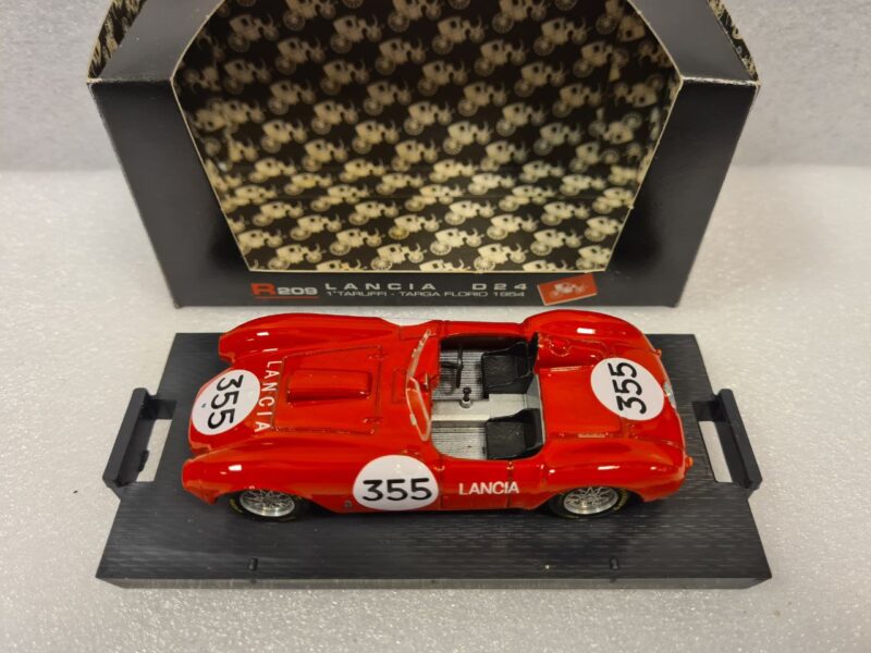LANCIA D24 P.TARUFFI 1/43