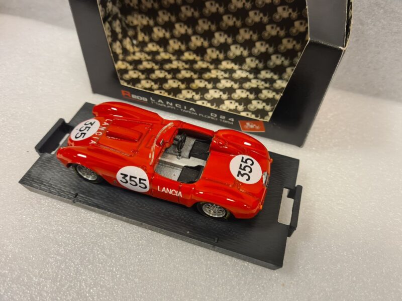 LANCIA D24 P.TARUFFI 1/43