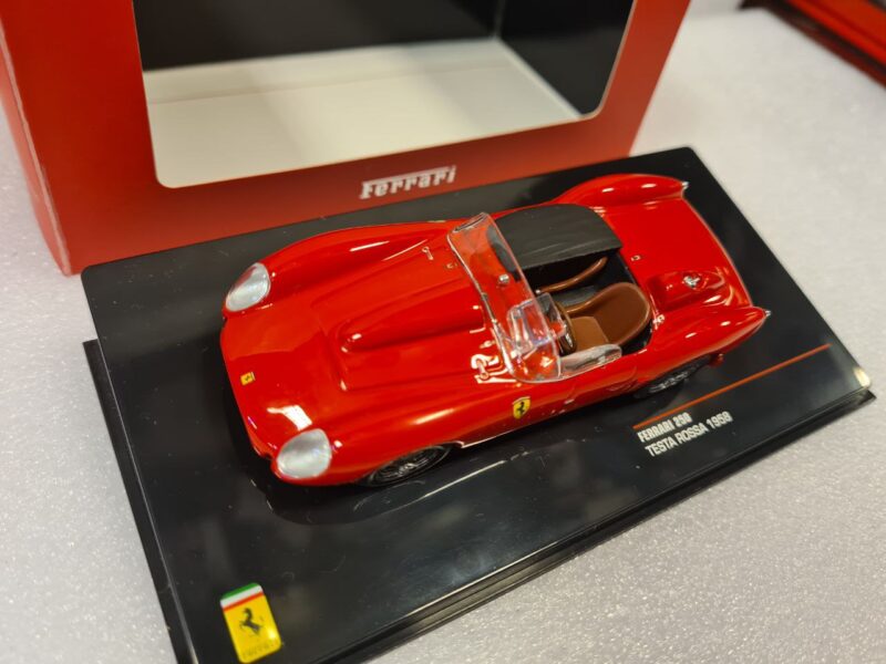 FERRARI 250 TESTAROSSA 1/43