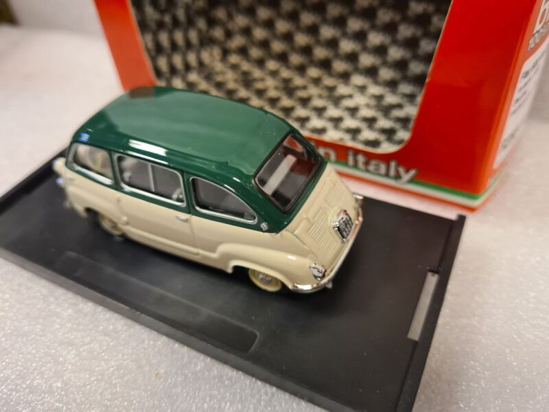 FIAT 600 MULTIPLA BERLINA 1A SERIE 1/43