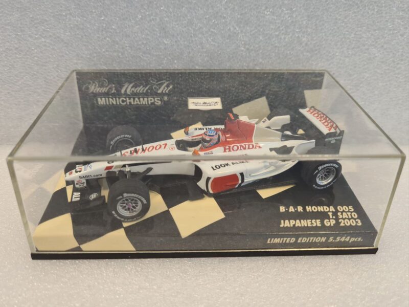 B.A.R. HONDA 005 T.SATO 1/43