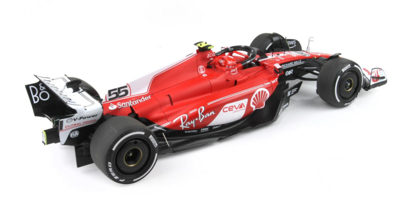 FERRARI SF-23 C. SAINZ 1/18