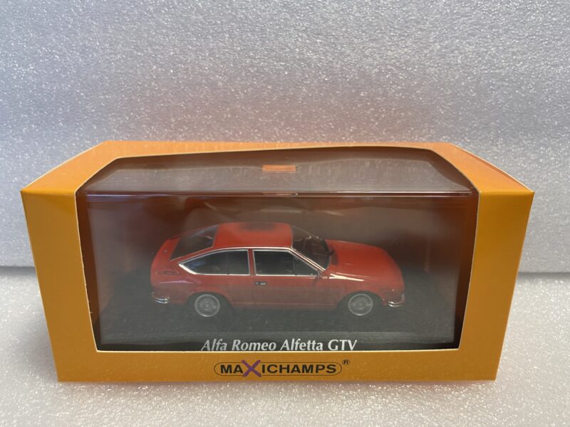 ALFA ROMEO ALFETTA GTV 1976 1/43