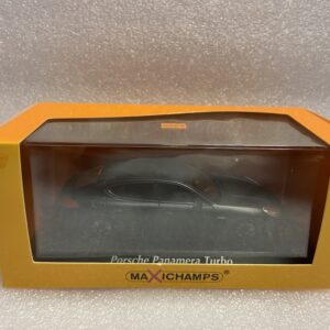 PORSCHE PANAMERA TURBO 2013 1/43