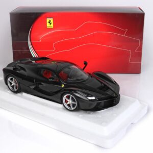FERRARI "LAFERRARI" 1/18