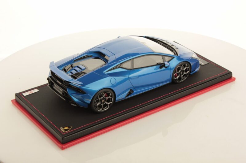 LAMBORGHINI HURACAN TECNICA 1/18