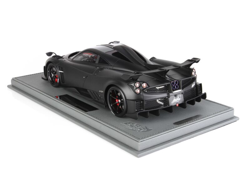 PAGANI IMOLA 1/18