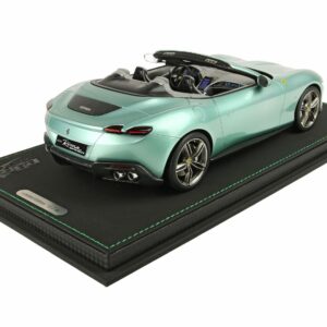 FERRARI ROMA SPIDER 1/18