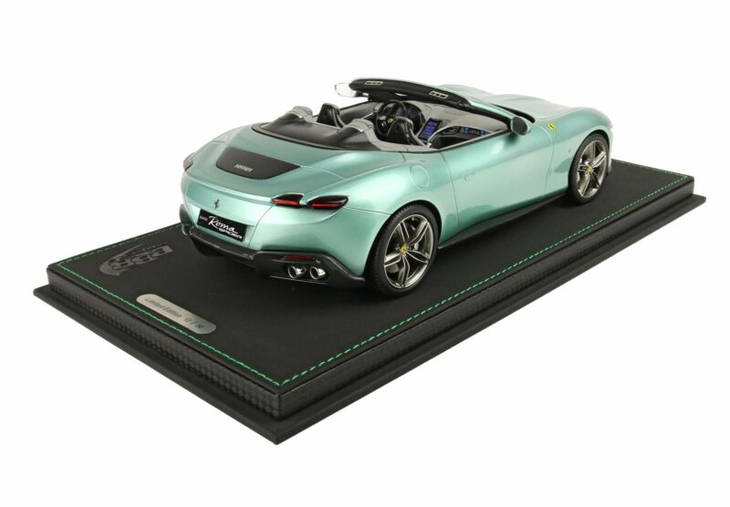 FERRARI ROMA SPIDER 1/18