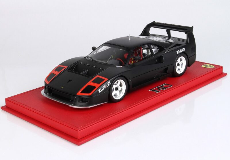 FERRARI F40 LM TWO LIGHT 1/18