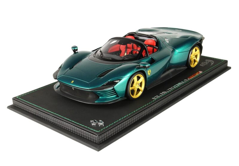 FERRARI SP3 DAYTONA 1/18