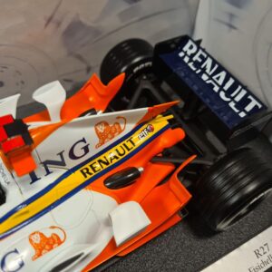 RENAULT F1 R27 ING G.FISICHELLA 1/18