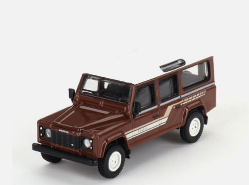 MGT00734 LAND ROVER DEFENDER 110 COUNBTRY STATION WAGON 1985 1/64