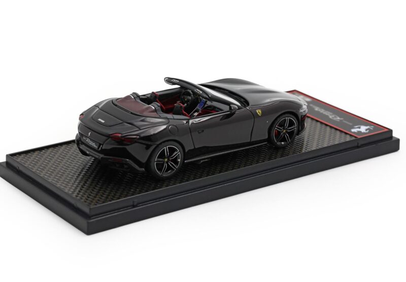 FERRARI ROMA SPIDER 1/43