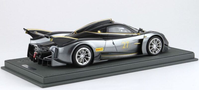 PAGANI HUAYRA R 1/18