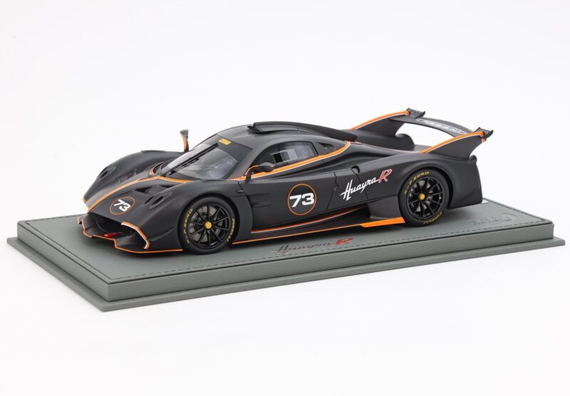 PAGANI HUAYRA R 1/18