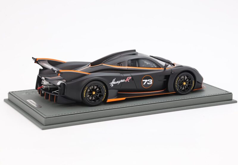 PAGANI HUAYRA R 1/18