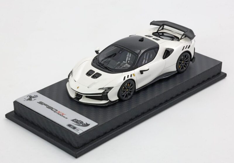 FERRARI SF90 XX STRADALE 1/43