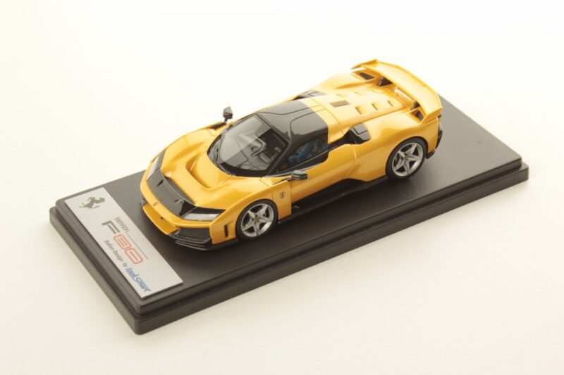 FERRARI F80 1/43