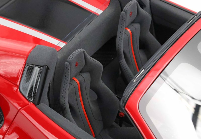 FERRARI 488 PISTA SPIDER 1/12