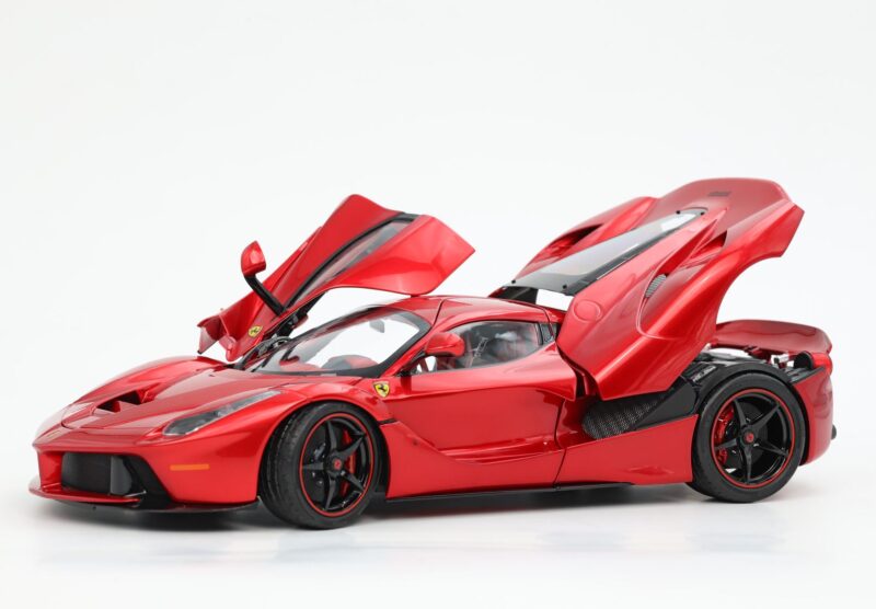 FERRARI "LA FERRARI" N.44 1/18