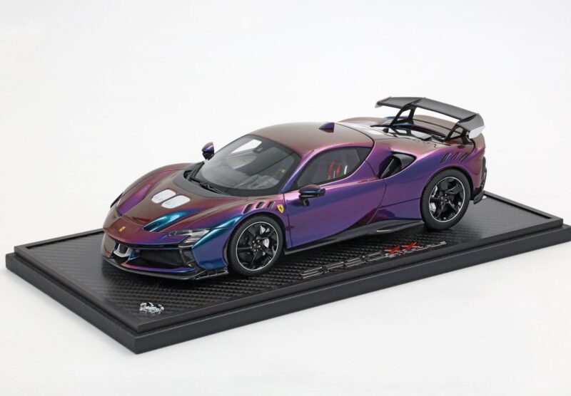 FERRARI SF90 XX STRADALE 1/18
