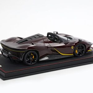 FERRARI SP3 DAYTONA TETTO APERTO 1/18