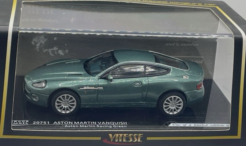 ASTON MARTIN VANQUISH RACING 1/43