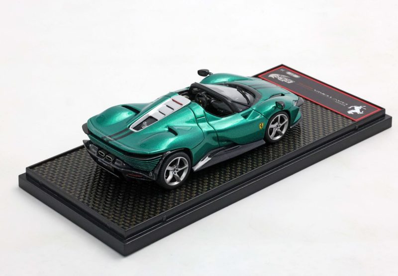 FERRARI DAYTONA SP3 SERIE ICONA 1/43