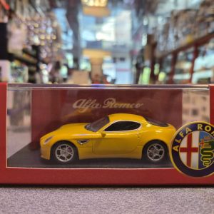 ALFA ROMEO 8C 1/43 - USATA