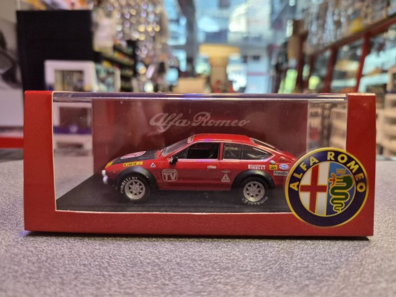 ALFA ROMEO 200 GTV TURBODELTA PRESENTAZIONE 1/43 - USATA