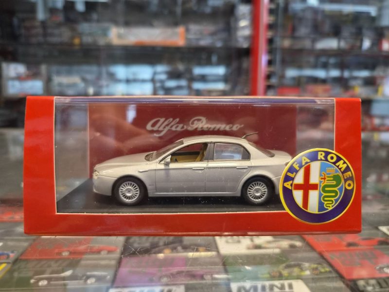 ALFA ROMEO 159 1/43 - USATA