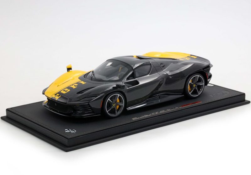 FERRARI SP3 DAYTONA 599+1 1/18