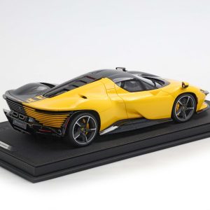 FERRARI SP3 DAYTONA 599+1 1/18