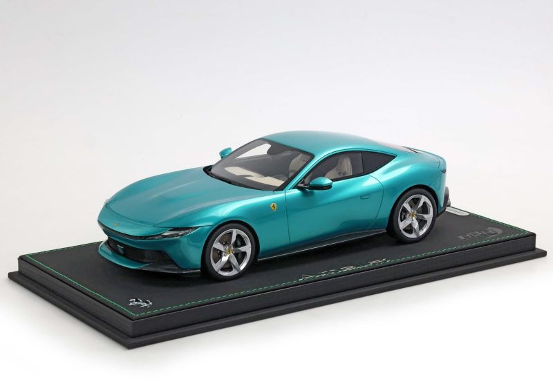 FERRARI AMALFI 1/18
