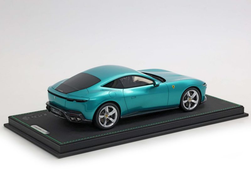 FERRARI AMALFI 1/18