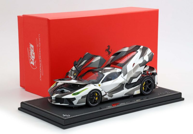 FERRARI "LAFERRARI" 2012 1/18