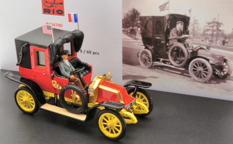 RENAULT AG1 WITH DRIVER 1/43
