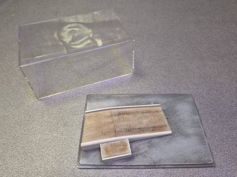 BASE DIORAMA RETTANGOLARE + VETRINA 1/43