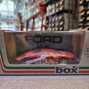 FORD GT 40 1/43