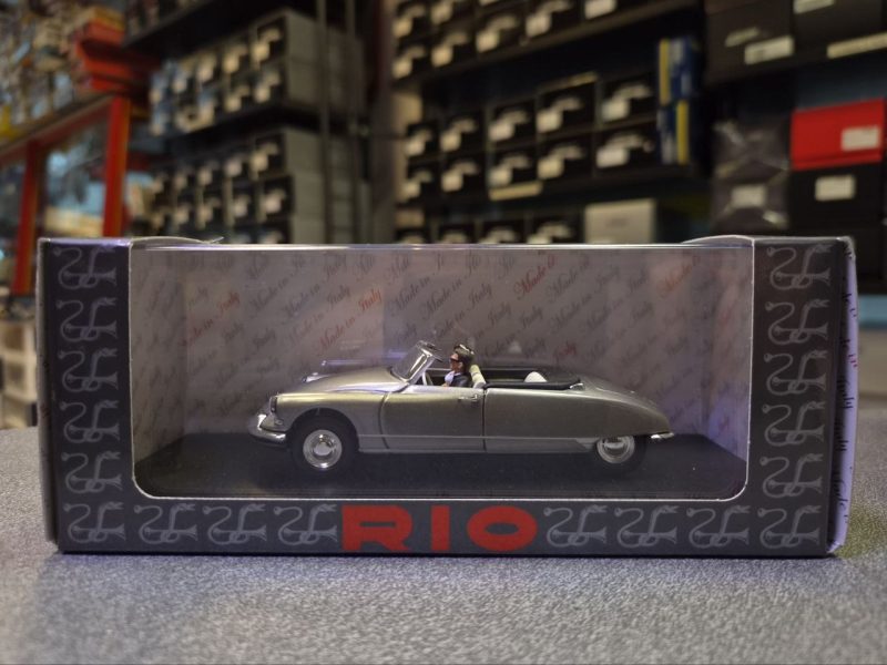CITROEN DS 19 CABRIOLET "JUST MARRIED" 1/43