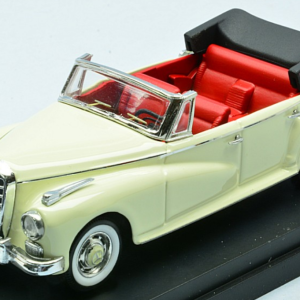 MERCEDES 300 D 1/43