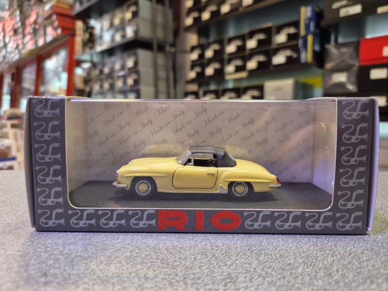 MERCEDES 190 SL 1/43