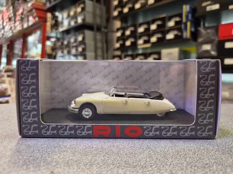 CITROEN DS 19 1/43
