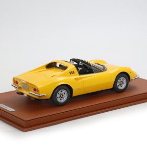 FERRARI DINO 246 GTS 1/18